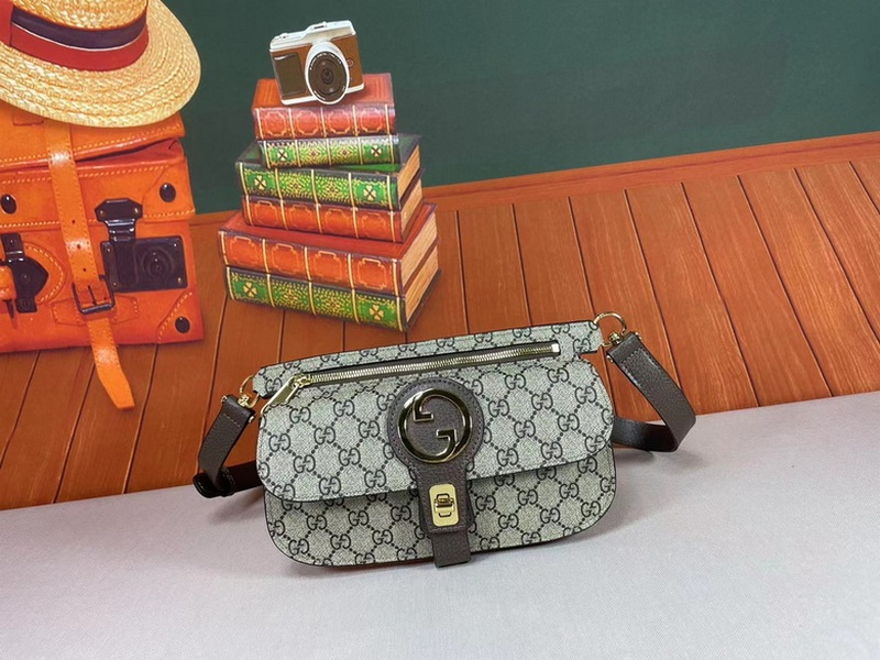 Gucci Handbags 271